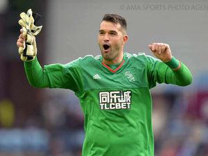 Supporting image for story: Boaz Myhill: Foxes not a one-man team