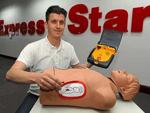 Supporting image for story: WATCH: Life-saving defibrillator packs can make difference
