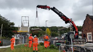Concrete staircases being lifted at Longport Railway Station footbridge 