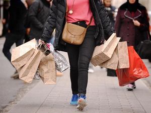 Supporting image for story: More UK retailers to accept Chinese mobile payment giant Alipay