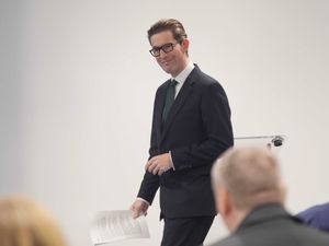 Supporting image for story: MI5 ‘alive’ to risk Middle East tensions pose to terror threat in UK, boss says