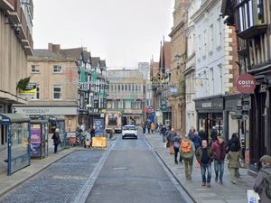 Supporting image for story: Shrewsbury town centre road to close for two days for gas works
