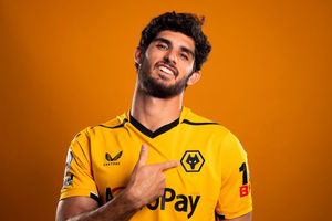 Wolverhampton Wanderers unveil new signing Goncalo Guedes at The Sir Jack Hayward Training Ground on August 08, 2022 in Wolverhampton, England. (Photo by Jack Thomas - WWFC/Wolves via Getty Images).