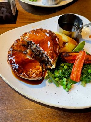 The 'Best Ever Pub Pie' at the Inkwell at Lichfield
