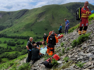 Supporting image for story: Mountain rescue team called in to aid badly injured cyclist
