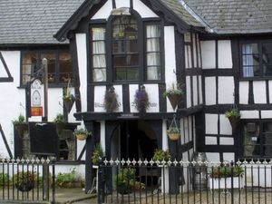 Supporting image for story: Bake Off contestant's Shropshire patisserie plan approved