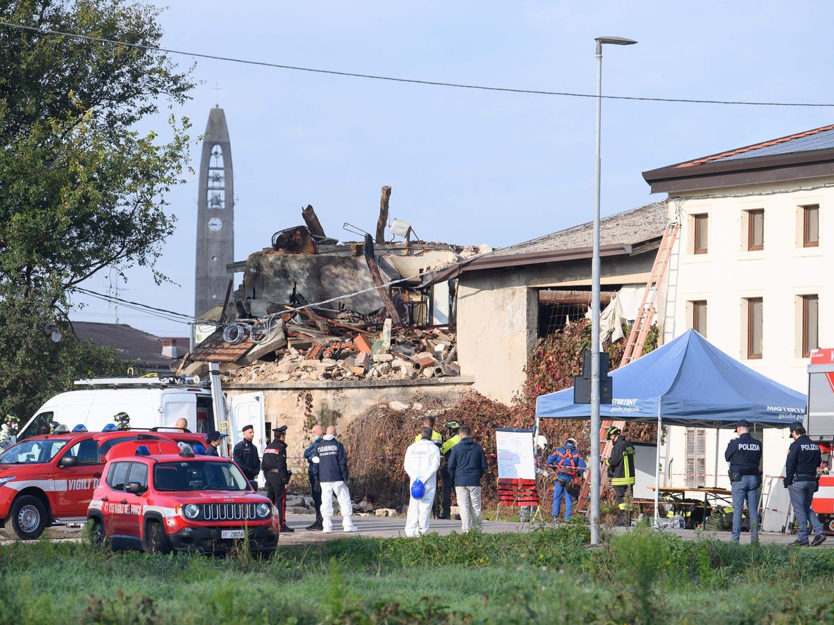 Three Italian police officers killed in blast while evicting siblings from house