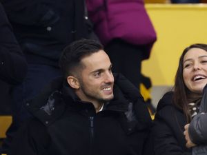 Supporting image for story: Wolves complete £4.5m Pablo Sarabia signing