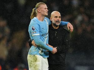 Supporting image for story: Pep Guardiola wants Man City to enjoy cocktails after piling pressure on Arsenal