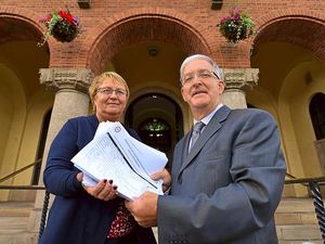 Supporting image for story: Speed limit outside school will be lowered by 10mph