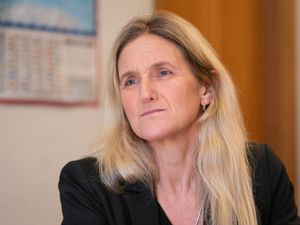 Supporting image for story: Assisted Dying Bill: Doctors required to discuss other options with patients