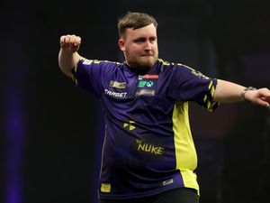 Supporting image for story: Luke Littler throws brilliant 152 checkout to keep World Grand Prix hopes alive