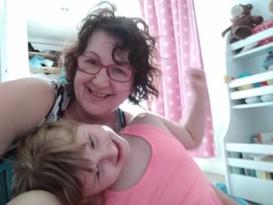 Iana Jacobson with her granddaughter Kitty Edmunds