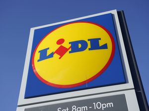 Supporting image for story: Lidl and Aldi slash price of milk