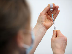 Supporting image for story: Covid jabs for under 12s at Wolverhampton's Mander Centre clinic