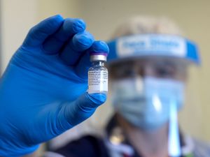 Supporting image for story: Pfizer vaccine appears to be effective against UK coronavirus variant