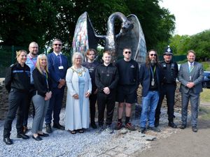Supporting image for story: Four-metre Knife Dragon unveiled... will breathe fire into Welsh weapons campaign