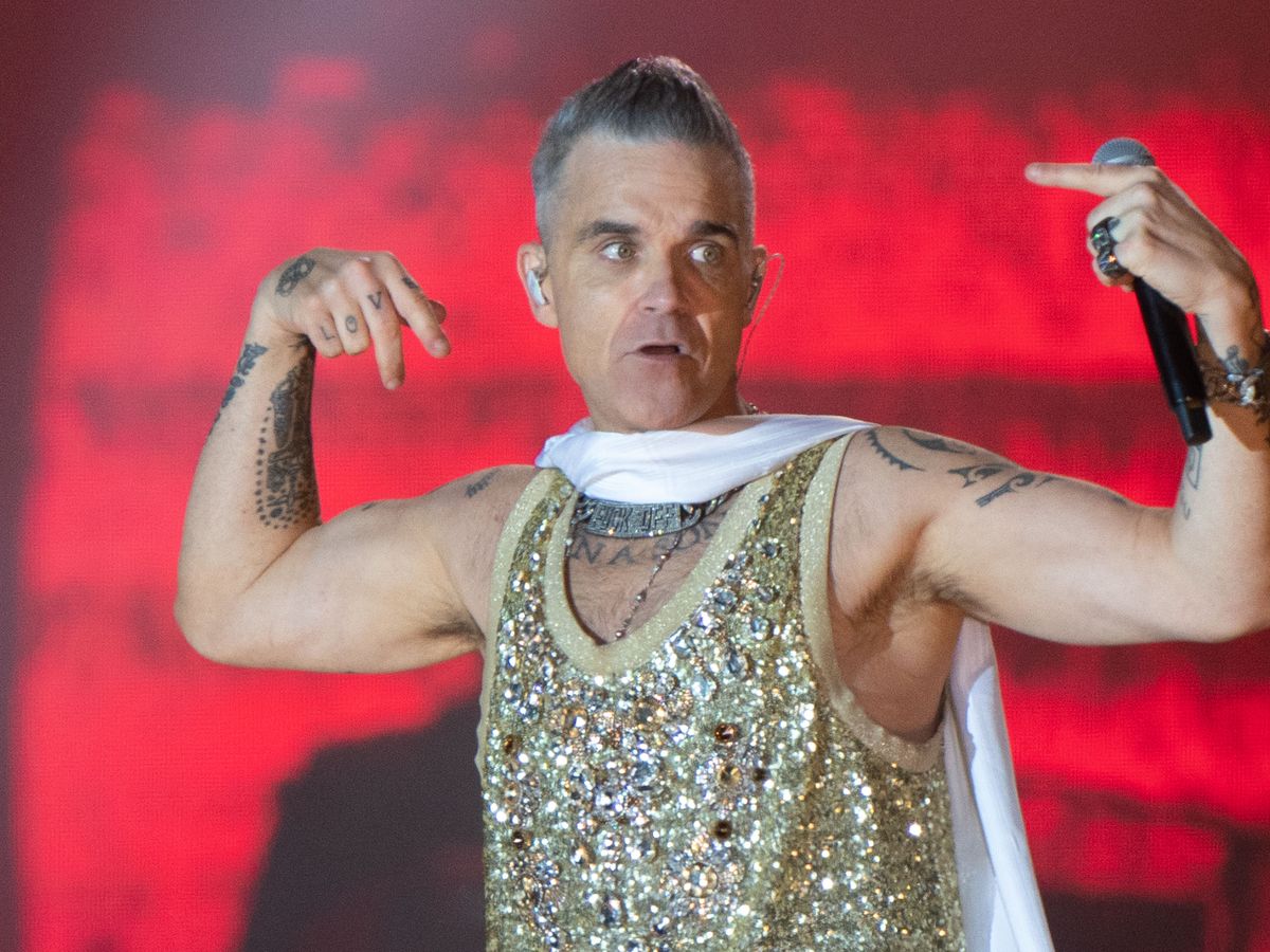 Robbie Williams cancels final show of tour &lsquo;in the interests of public safety&rsquo;