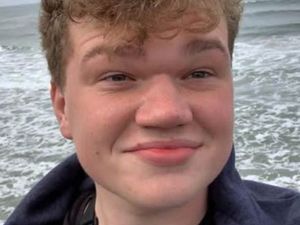 Supporting image for story: Pair 'celebrated' after stabbing 18-year-old Jack Lowe, murder trial told