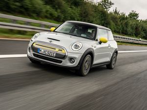 Supporting image for story: Mini confirms electric crossover is on the way