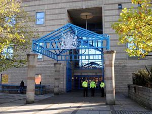 Supporting image for story: Woman armed with cricket bat forced naked grandfather to jump off roof