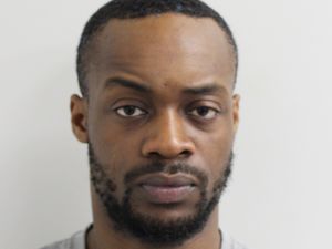 Supporting image for story: Man who killed girlfriend in car then confessed to brother is detained