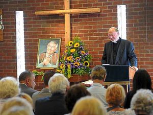 Supporting image for story: Love and laughs at Tommy Mundon's farewell