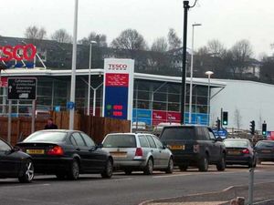 Supporting image for story: Tesco blamed for road chaos over lights test