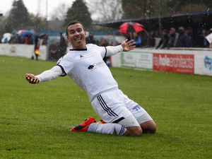 Supporting image for story: AFC Telford's Rod McDonald nears return