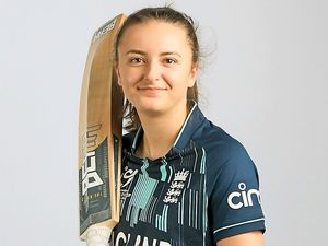 Supporting image for story: Kingswinford's Hannah Baker targeting some ‘home’ comforts with Birmingham Phoenix 