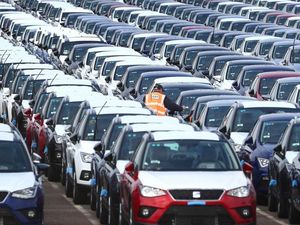 Supporting image for story: Car finance market worth close to £4.3 billion in September