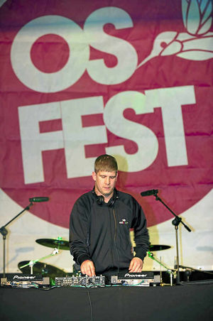 DJ?Si Evans, known as Moneypenny