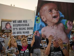 Supporting image for story: Israeli official says Gaza ceasefire proposal from Hamas is ‘workable’