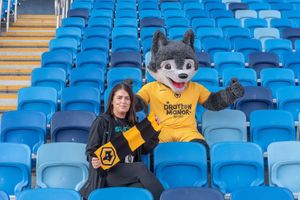 Laura Cahill and Wolfie at the launch of the Great Birmingham Run.