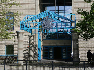 Supporting image for story: Steroid-addict who held pistol to ex's face is jailed