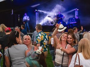 Supporting image for story: Cheers: Ludlow Spring Festival gears up for second day 