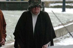 Supporting image for story: Newport bookkeeper set up fake payroll name