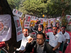 Supporting image for story: Amazon workers in India join Black Friday strike action
