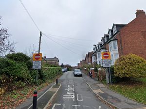 Supporting image for story: Police looking out for wrong-way drivers trying to dodge Shrewsbury road closure 