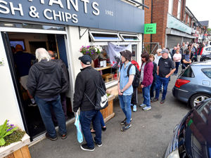 Supporting image for story: I joined huge queues for 1p fish and chips at a Black Country chippy - it was perfect