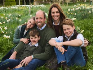 Supporting image for story: William and Kate pictured in new family portrait for royal Christmas card