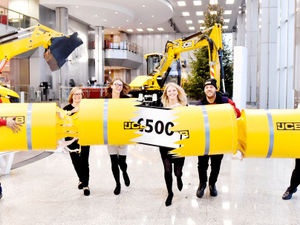 Supporting image for story: £500 bonus for JCB workers