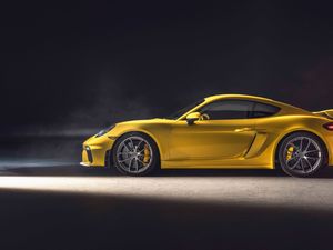 Supporting image for story: Best and worst cars for depreciation revealed