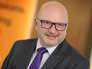 Supporting image for story: Crowe urges SMEs to focus on R&D tax credit incentives