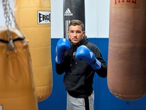 Supporting image for story: Telford's Liam Davies aiming to take the next step to world glory