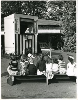 The puppet show at Drayton Manor