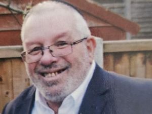 Supporting image for story: Funeral held for synagogue terror attack victim Melvin Cravitz