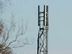 Supporting image for story: Residents claim 57ft mast would ruin Tettenhall Green