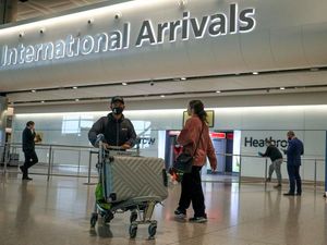 Supporting image for story: Anti-quarantine group receives ‘private assurances’ on air bridges