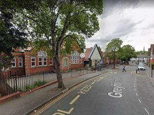 Supporting image for story: Permanent school-time closure to be considered for Shrewsbury road as trial gets under way